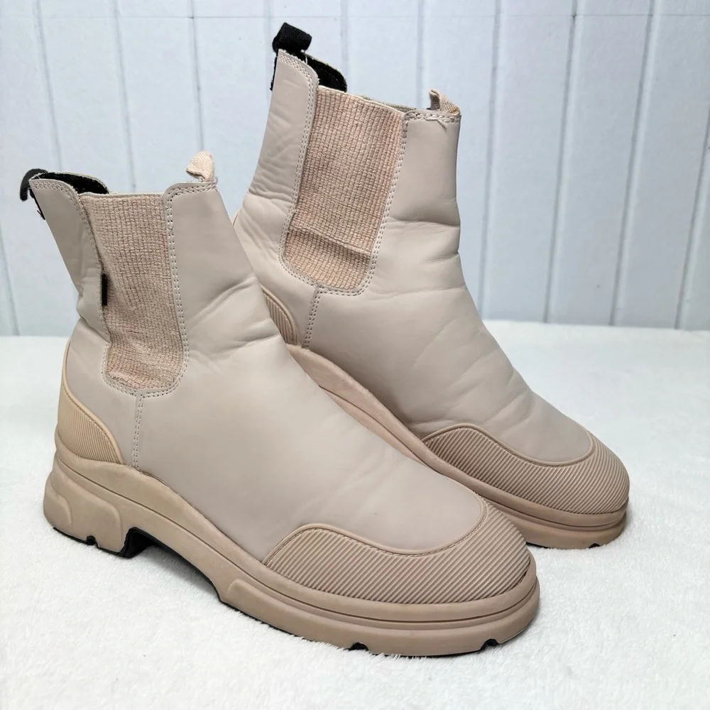 ZARA Cream Monochrome Rubberised -‎ Women’s Ankle Boots size 37